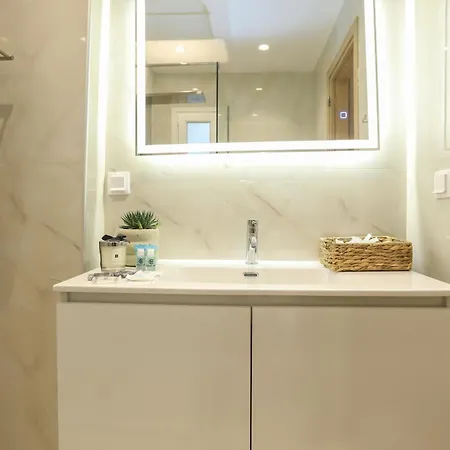 Olive Luxury Apartment *